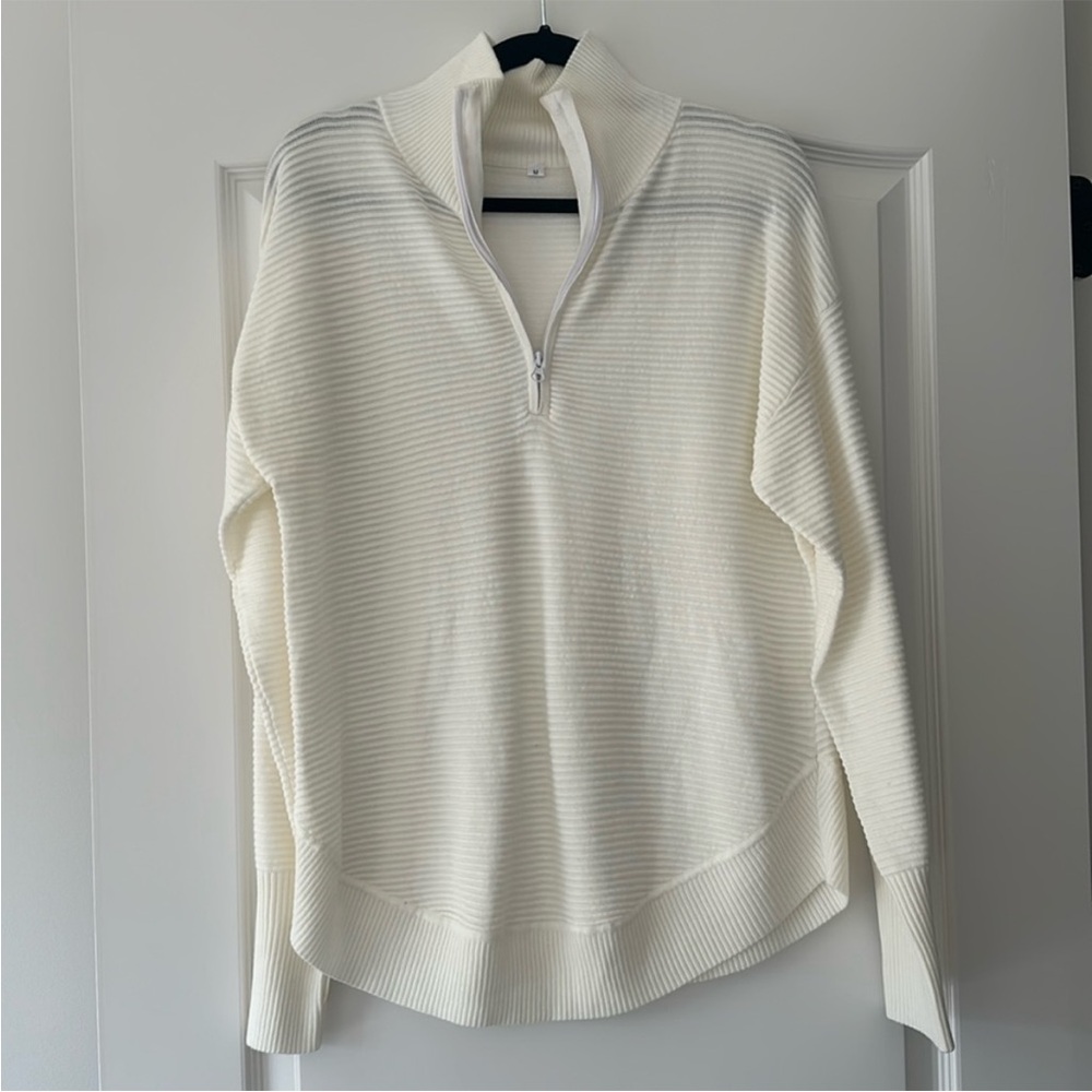 White ribbed half zip sweater pullover medium